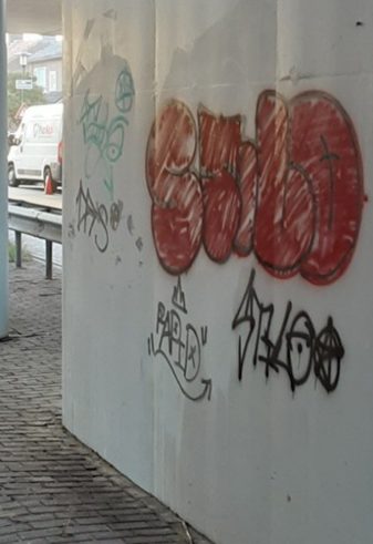 Andere voorbeeld waat graffiti is verwijderd