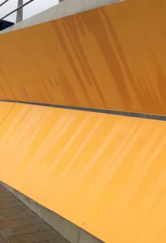 aangebrachte betonverf, gevolgd door de coating